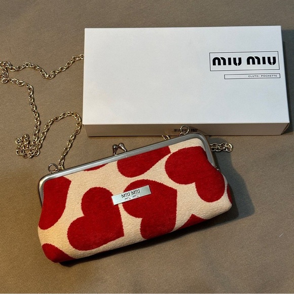 SOLD MIU MIU AUTHENTIC POUCH - Picture 3 of 9